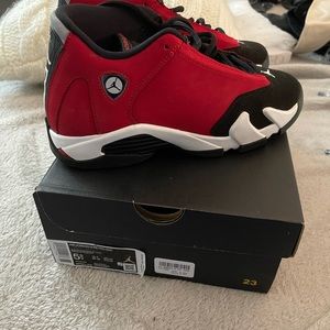 COPY - Jordan 14 retro gym red toro (gs) size 5.5